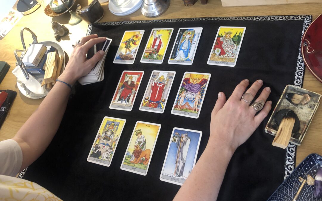 Tarot-naplók: A józan ész, a pillanat, az intuíció és a Nagy Arkánum